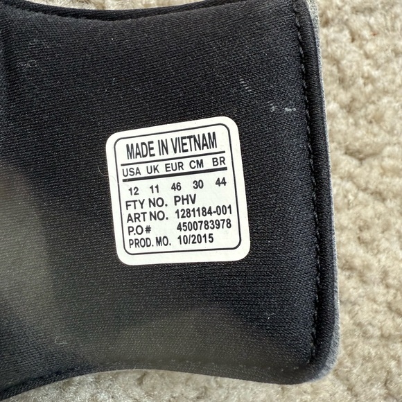 Under Armour Black and Gold Camouflage Slide Sandals - Picture 5 of 5